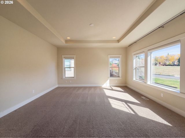 15134 Nw MARIE Way, Portland, OR 97229