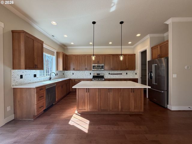 15134 Nw MARIE Way, Portland, OR 97229