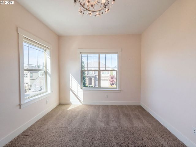 15134 Nw MARIE Way, Portland, OR 97229