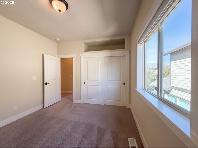 15134 Nw MARIE Way, Portland, OR 97229
