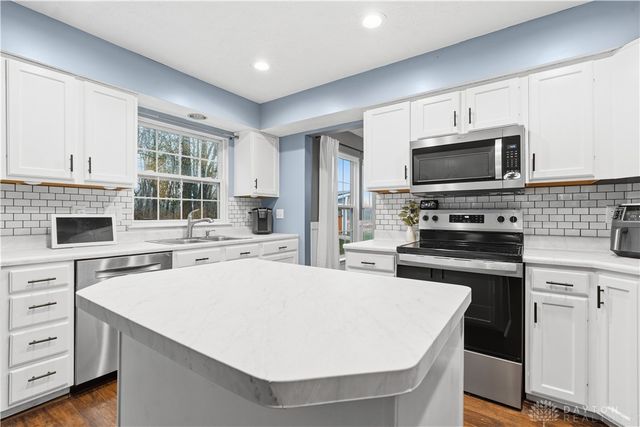 1818 Highlander Drive, Xenia, OH 45385