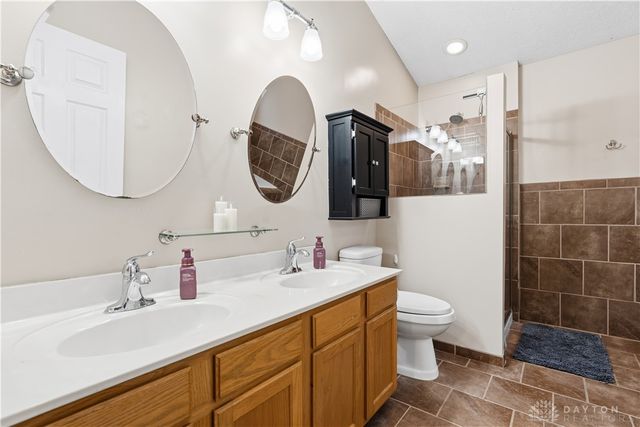 1818 Highlander Drive, Xenia, OH 45385