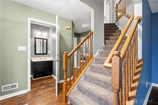 1818 Highlander Drive, Xenia, OH 45385