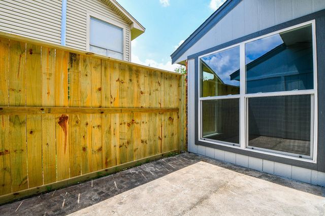 17022 Quail Park Drive, Missouri City, TX 77489
