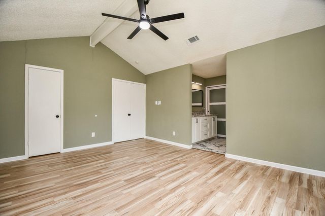 17022 Quail Park Drive, Missouri City, TX 77489