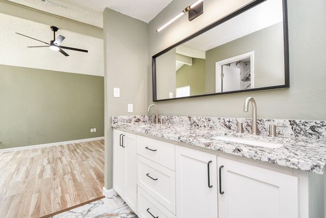 17022 Quail Park Drive, Missouri City, TX 77489