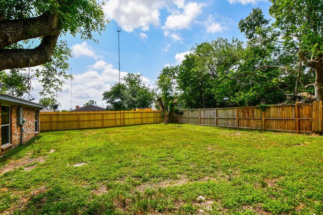 17022 Quail Park Drive, Missouri City, TX 77489