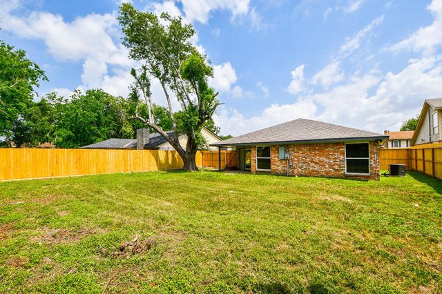 17022 Quail Park Drive, Missouri City, TX 77489