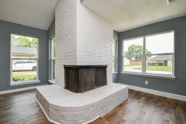 17022 Quail Park Drive, Missouri City, TX 77489