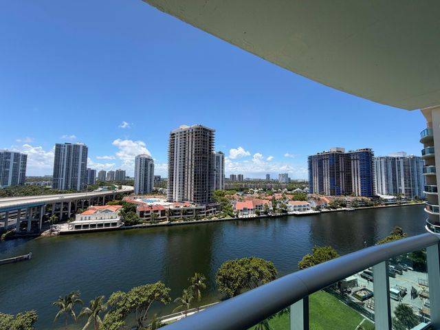 19390 COLLINS Avenue 1405, Sunny Isles Beach, FL 33160