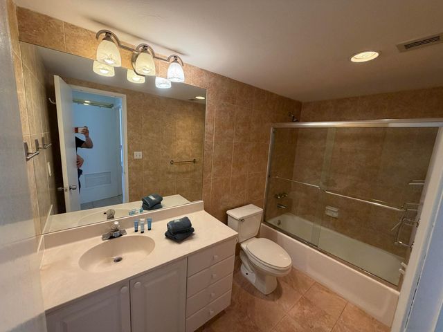 19390 COLLINS Avenue 1405, Sunny Isles Beach, FL 33160