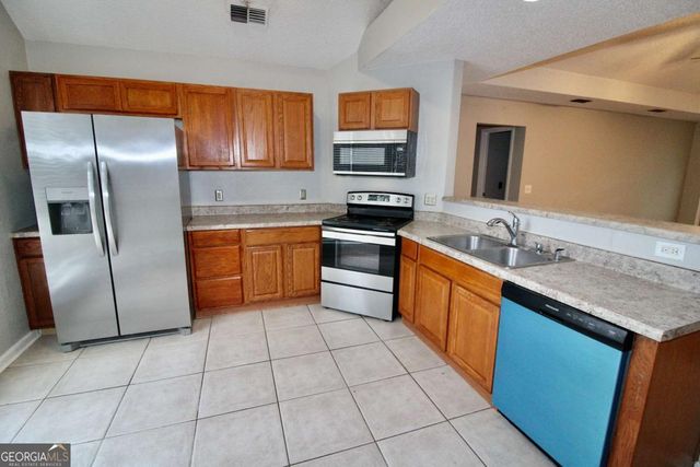 208 Woodbridge Road, Kingsland, GA 31548