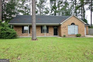 208 Woodbridge Road, Kingsland, GA 31548
