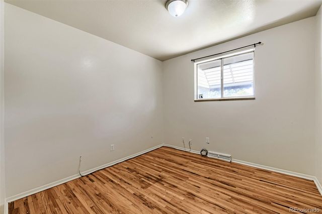 392 S Peoria Circle, Aurora, CO 80012