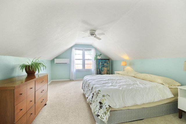 912 W ROLLINS RD, Columbia, MO 65203