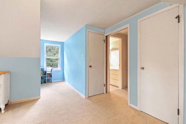 912 W ROLLINS RD, Columbia, MO 65203