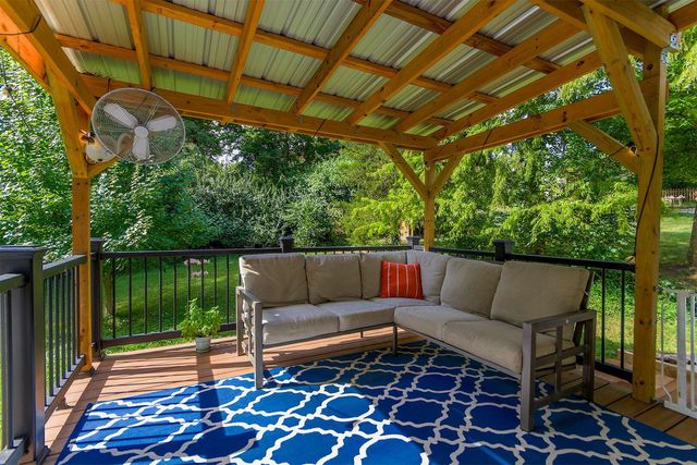 912 W ROLLINS RD, Columbia, MO 65203