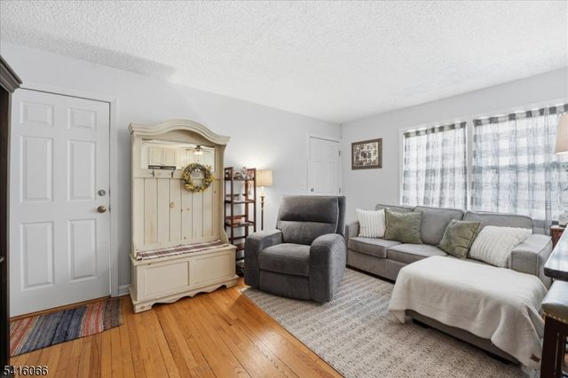 753 Broad Ave A, Ridgefield Boro, NJ 07657