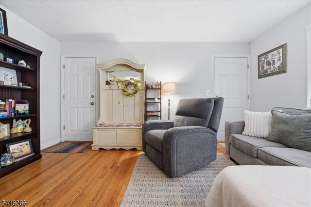 753 Broad Ave A, Ridgefield Boro, NJ 07657