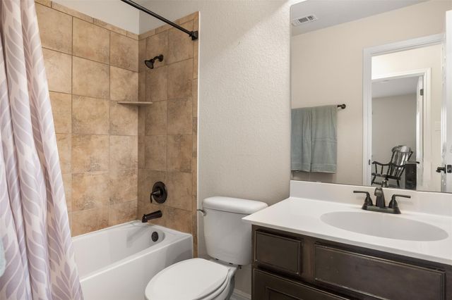 470 Middle Creek DR, Buda, TX 78610