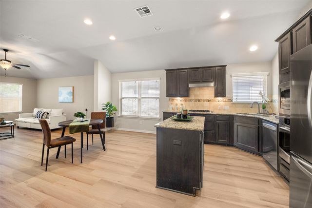 470 Middle Creek DR, Buda, TX 78610