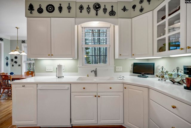 580 Charles Court, Lexington, SC 29072