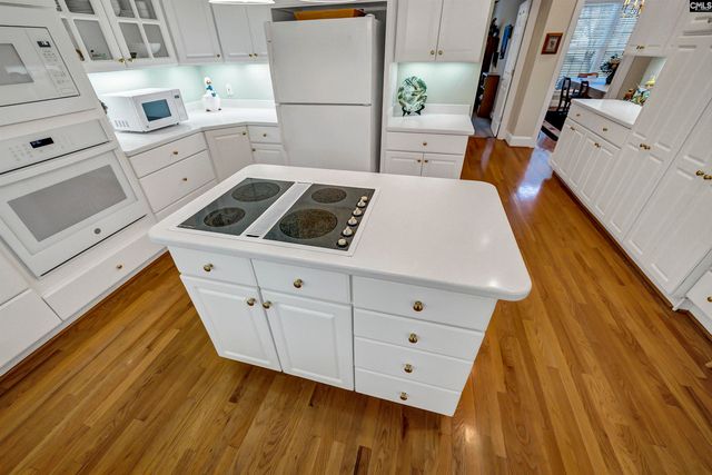 580 Charles Court, Lexington, SC 29072