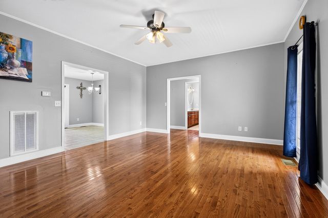 142 Orrie Moss Court SE, Cleveland, TN 37323
