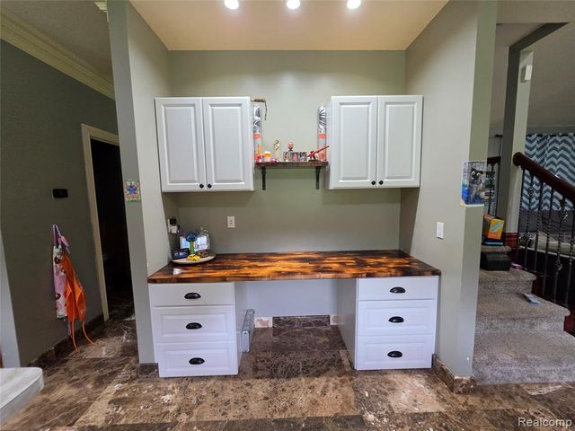 5150 W Carpenter Road, Flint, MI 48504