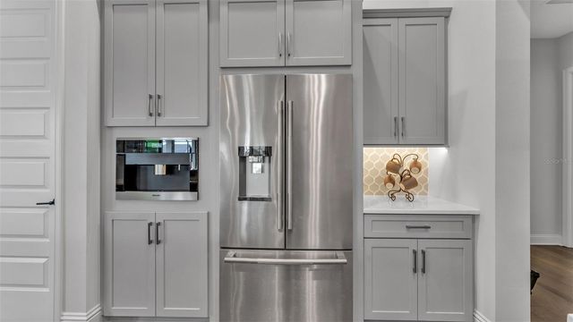 2668 DELPHI HILLS COURT, Lakeland, FL 33812