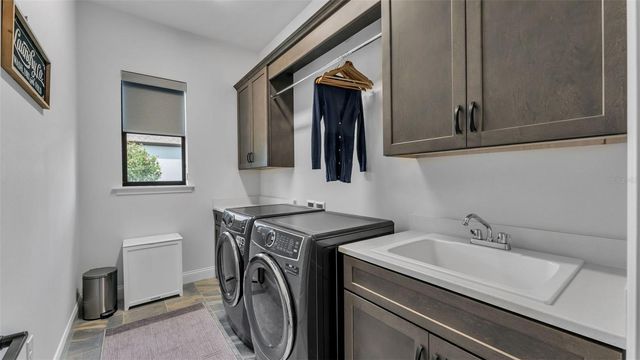 2668 DELPHI HILLS COURT, Lakeland, FL 33812