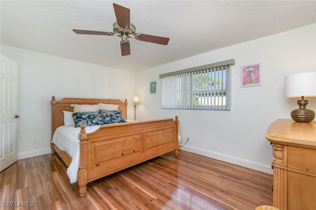 9968 Treasure Cay LN, Bonita Springs, FL 34135