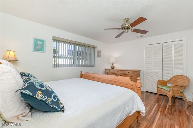 9968 Treasure Cay LN, Bonita Springs, FL 34135