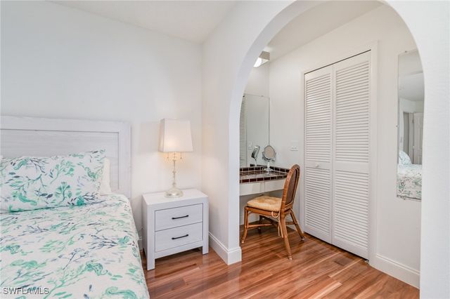 9968 Treasure Cay LN, Bonita Springs, FL 34135