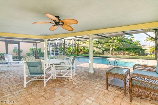 9968 Treasure Cay LN, Bonita Springs, FL 34135