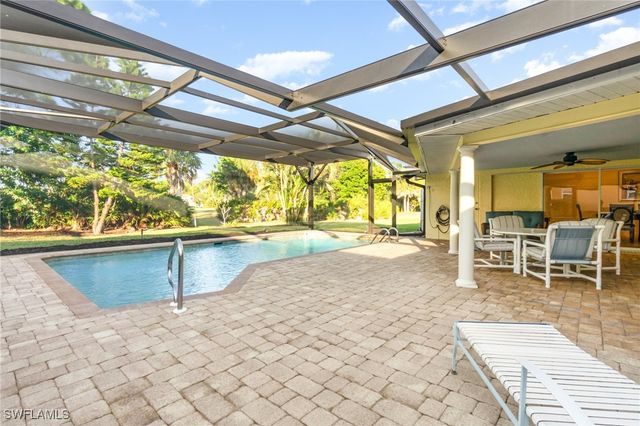 9968 Treasure Cay LN, Bonita Springs, FL 34135
