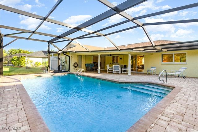 9968 Treasure Cay LN, Bonita Springs, FL 34135