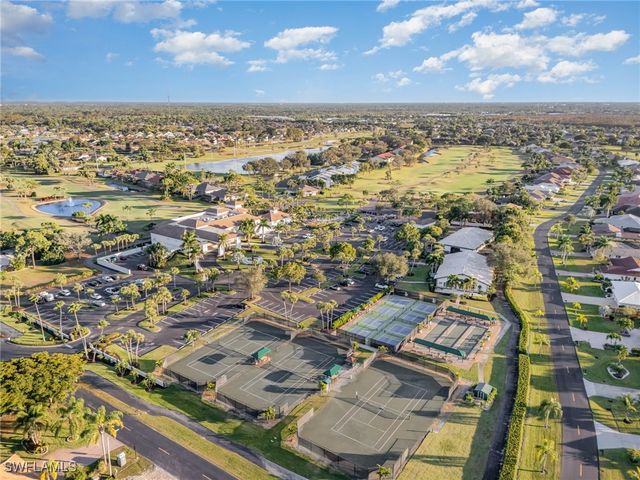 9968 Treasure Cay LN, Bonita Springs, FL 34135