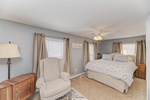 33709 S West River Road, Wilmington, IL 60481