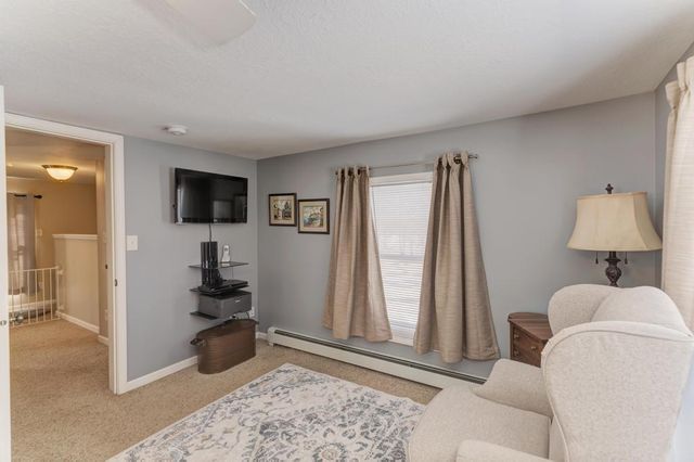 33709 S West River Road, Wilmington, IL 60481