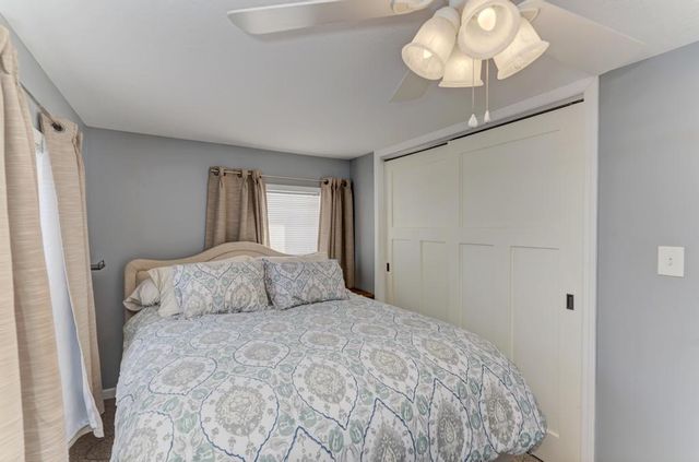 33709 S West River Road, Wilmington, IL 60481