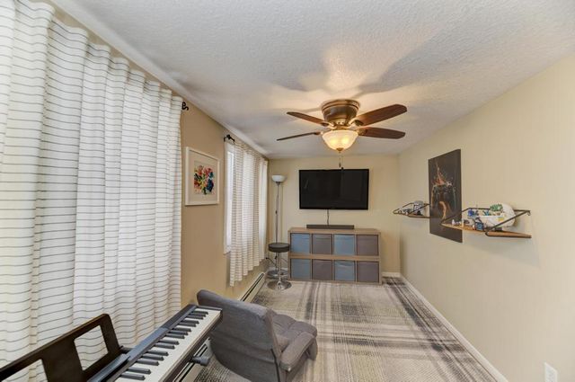 33709 S West River Road, Wilmington, IL 60481