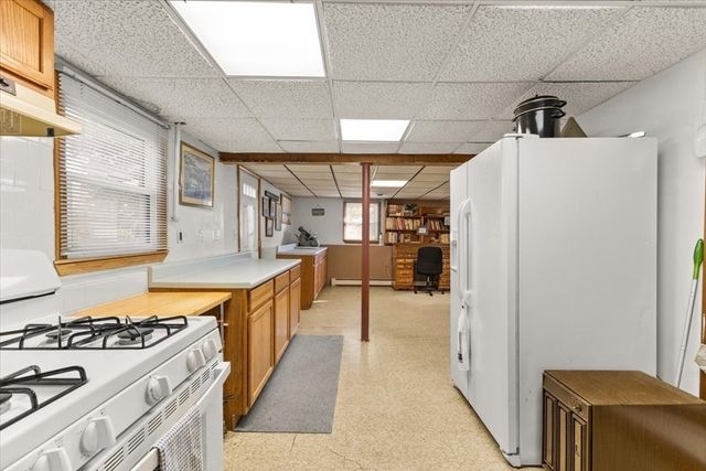64 Rainbow Rd, Yarmouth, MA 02673