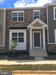 92 ANDREWS PL, Fredericksburg, VA 22405