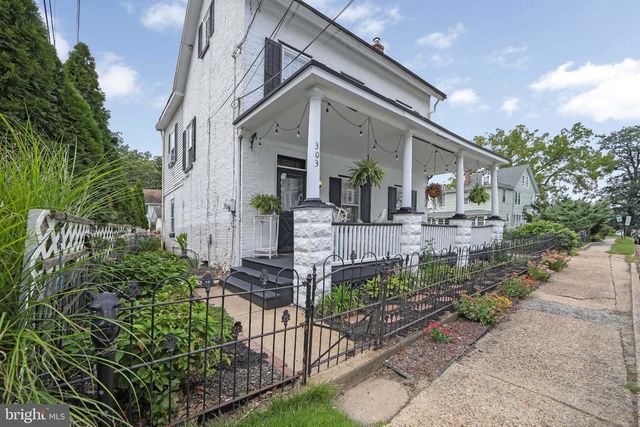 303 VAN SCIVER ST, Beverly, NJ 08010