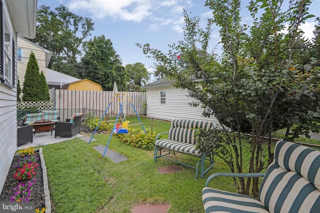 303 VAN SCIVER ST, Beverly, NJ 08010