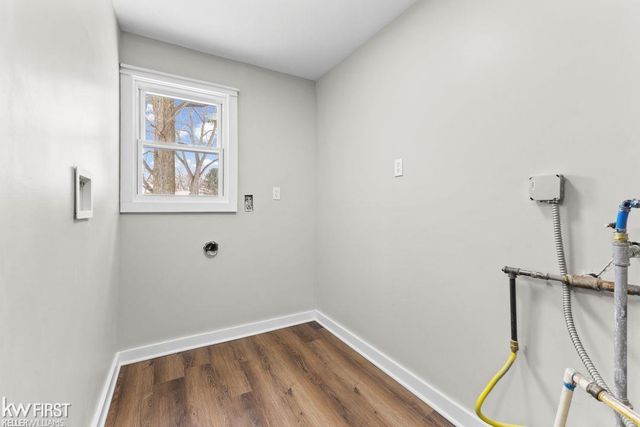 4191 E Hill Road, Grand Blanc Twp, MI 48439