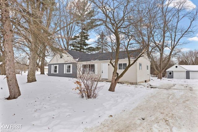 4191 E Hill Road, Grand Blanc Twp, MI 48439