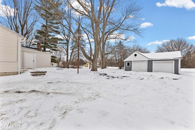 4191 E Hill Road, Grand Blanc Twp, MI 48439