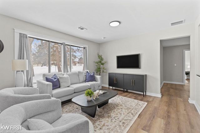 4191 E Hill Road, Grand Blanc Twp, MI 48439